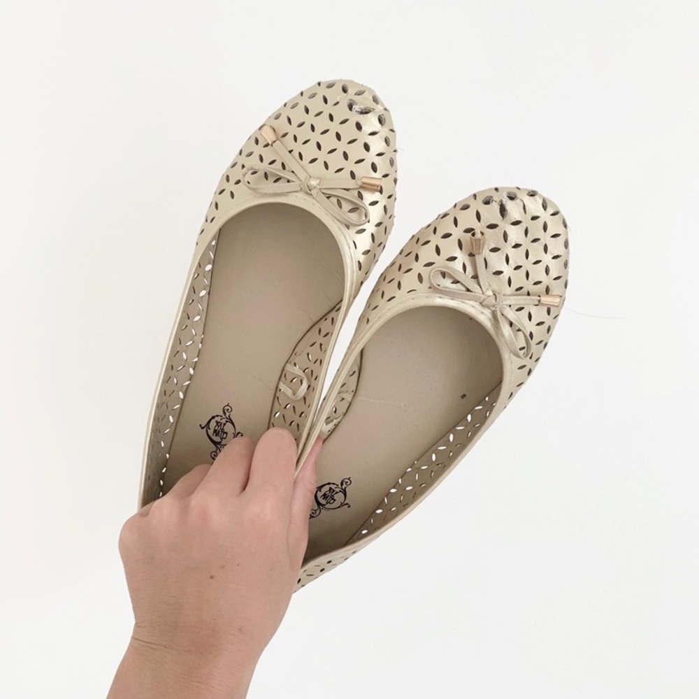 Solemates Gold Perforated Bow Tie Ballet Flats 8